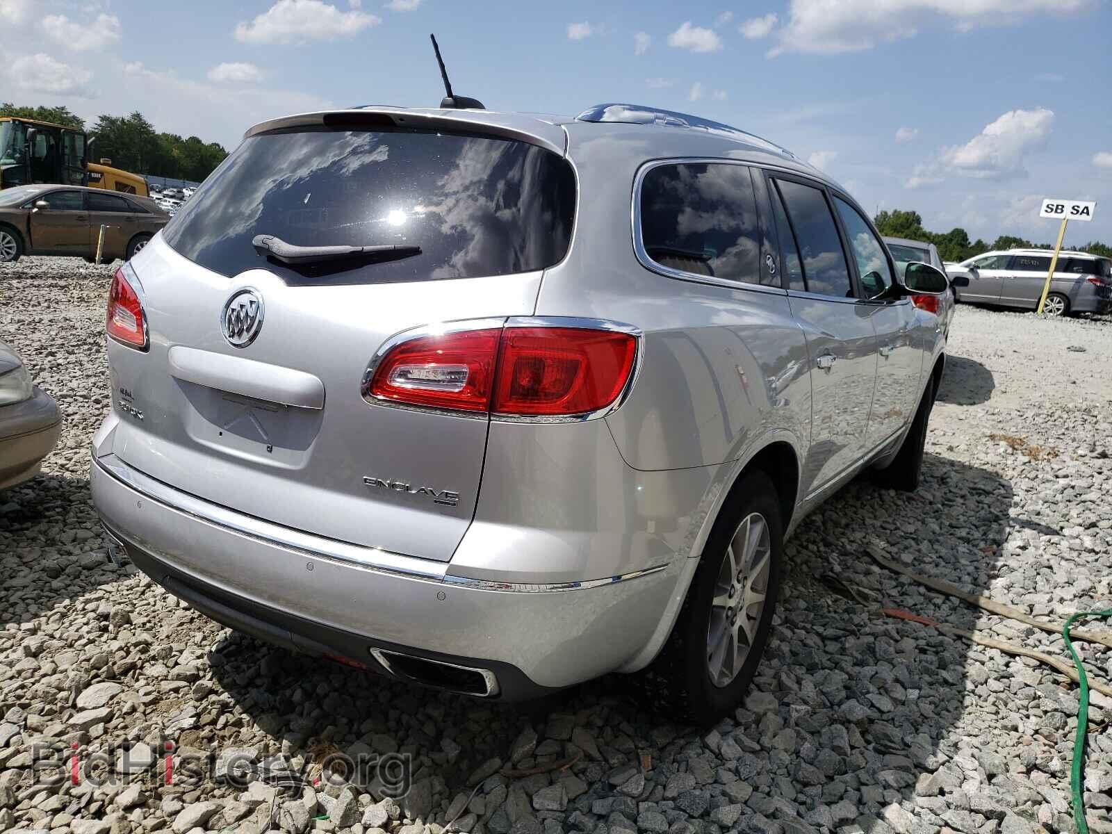 2017 BUICK ENCLAVE - VIN: 5GAKVBKD9HJ126645 - Фото 4