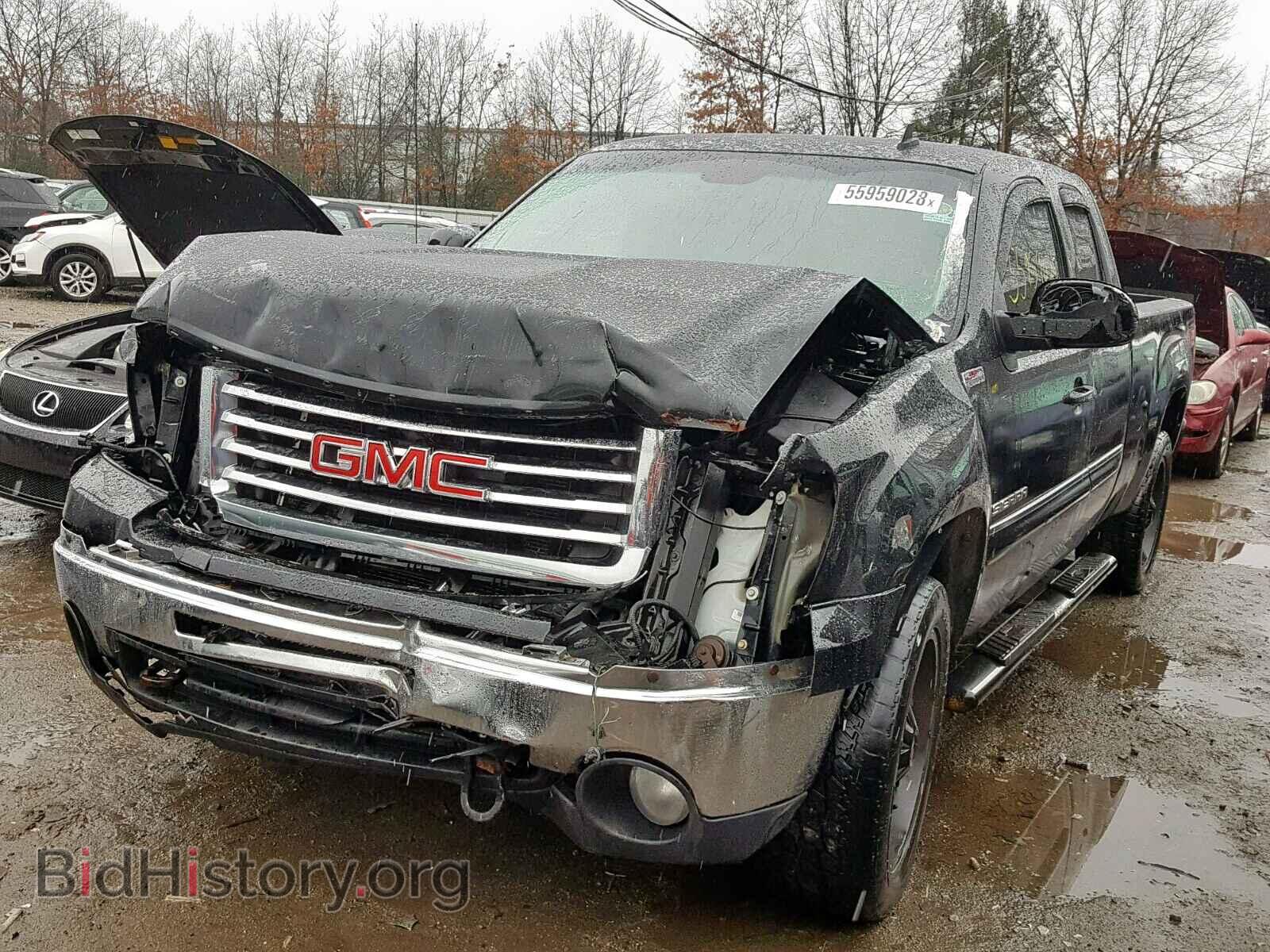 2010 GMC SIERRA K15 - VIN: 1GTSKVE30AZ181794 - Фото 2