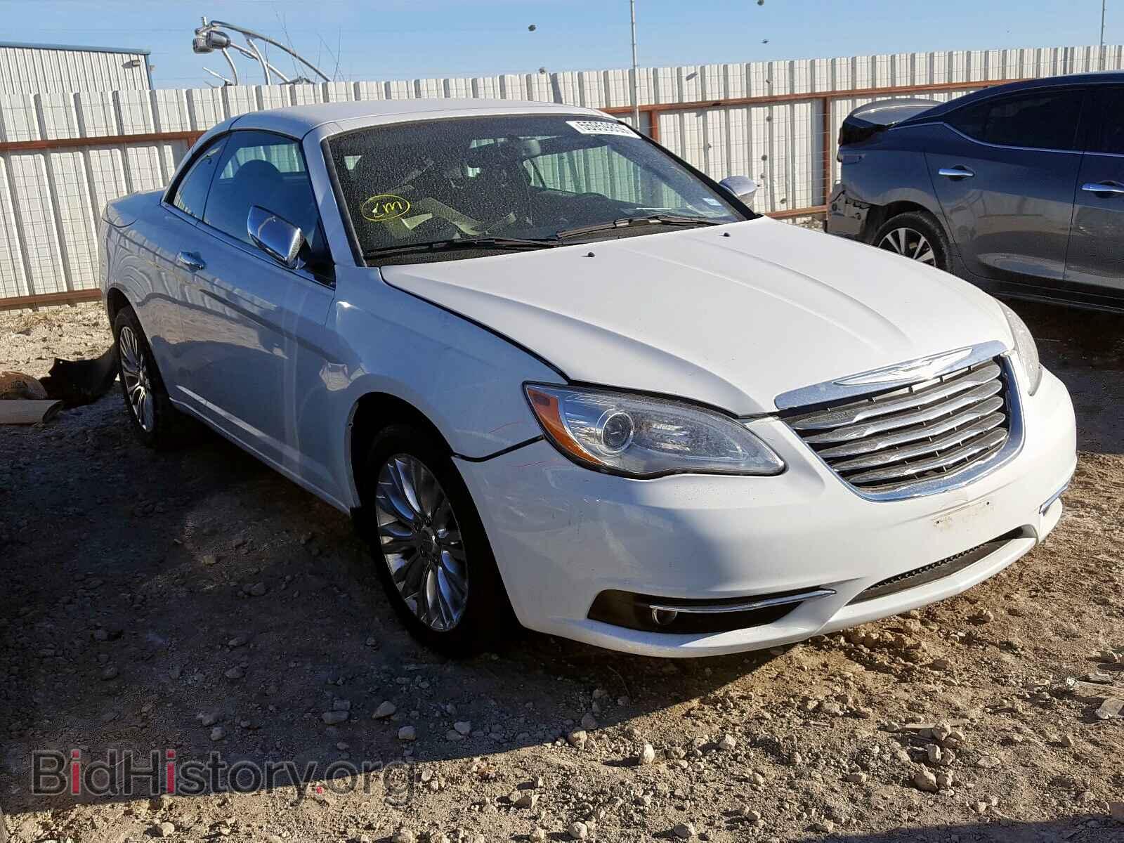Photo 1C3BC7EG7BN575883 - CHRYSLER 200 2011