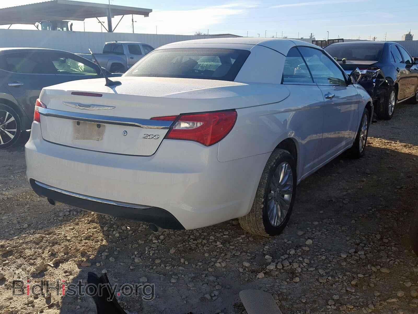 2011 CHRYSLER 200 - VIN: 1C3BC7EG7BN575883 - Фото 4