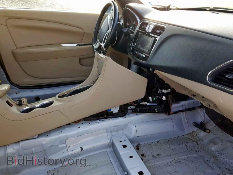2011 Chrysler 200 (VIN 1C3BC7EG7BN575883) — photo 5 of 10