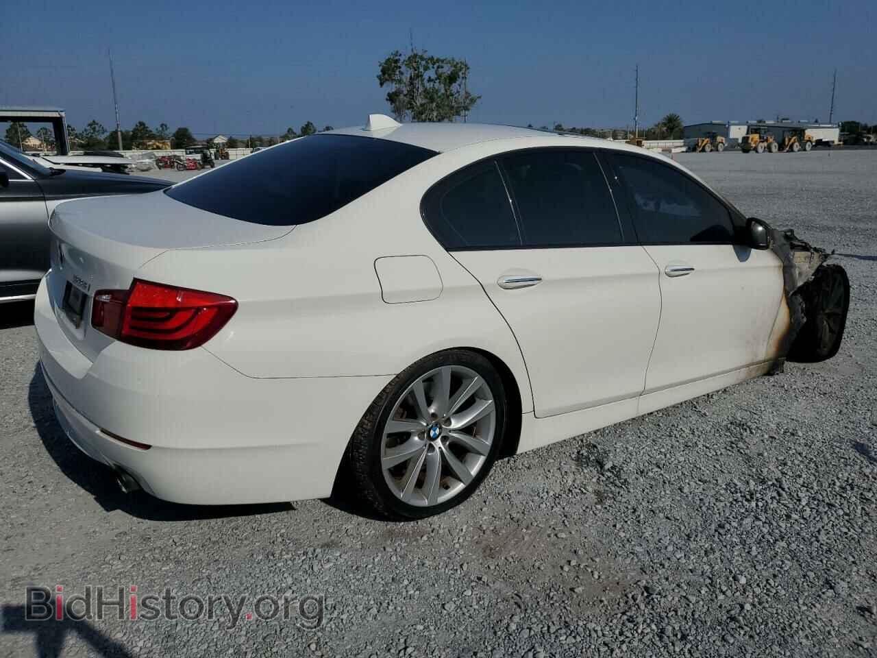 2011 BMW 5 SERIES - VIN: WBAFR7C55BC603380 - Фото 3