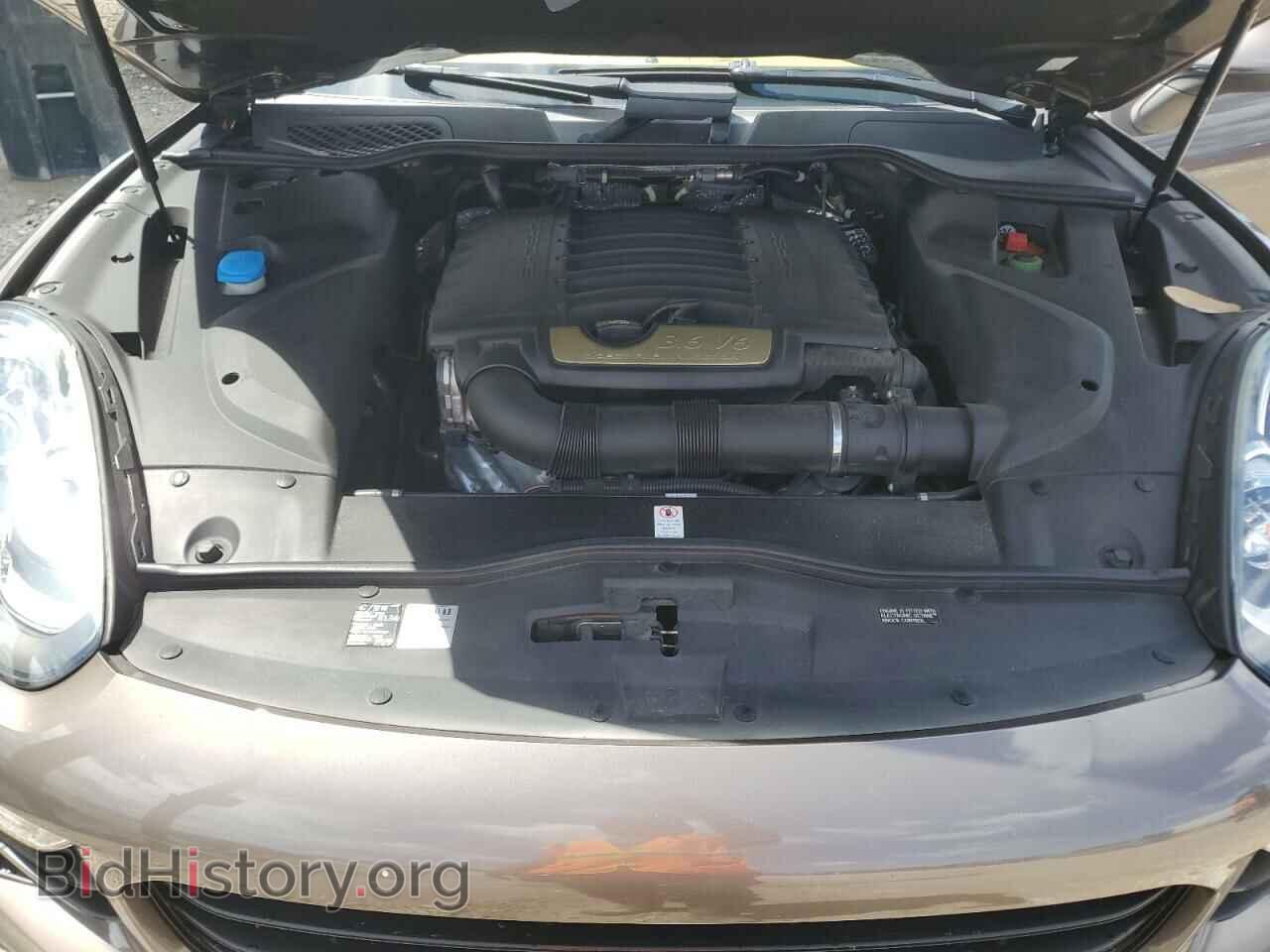 2016 PORSCHE CAYENNE - VIN: WP1AA2A22GKA11334 - Photo 12