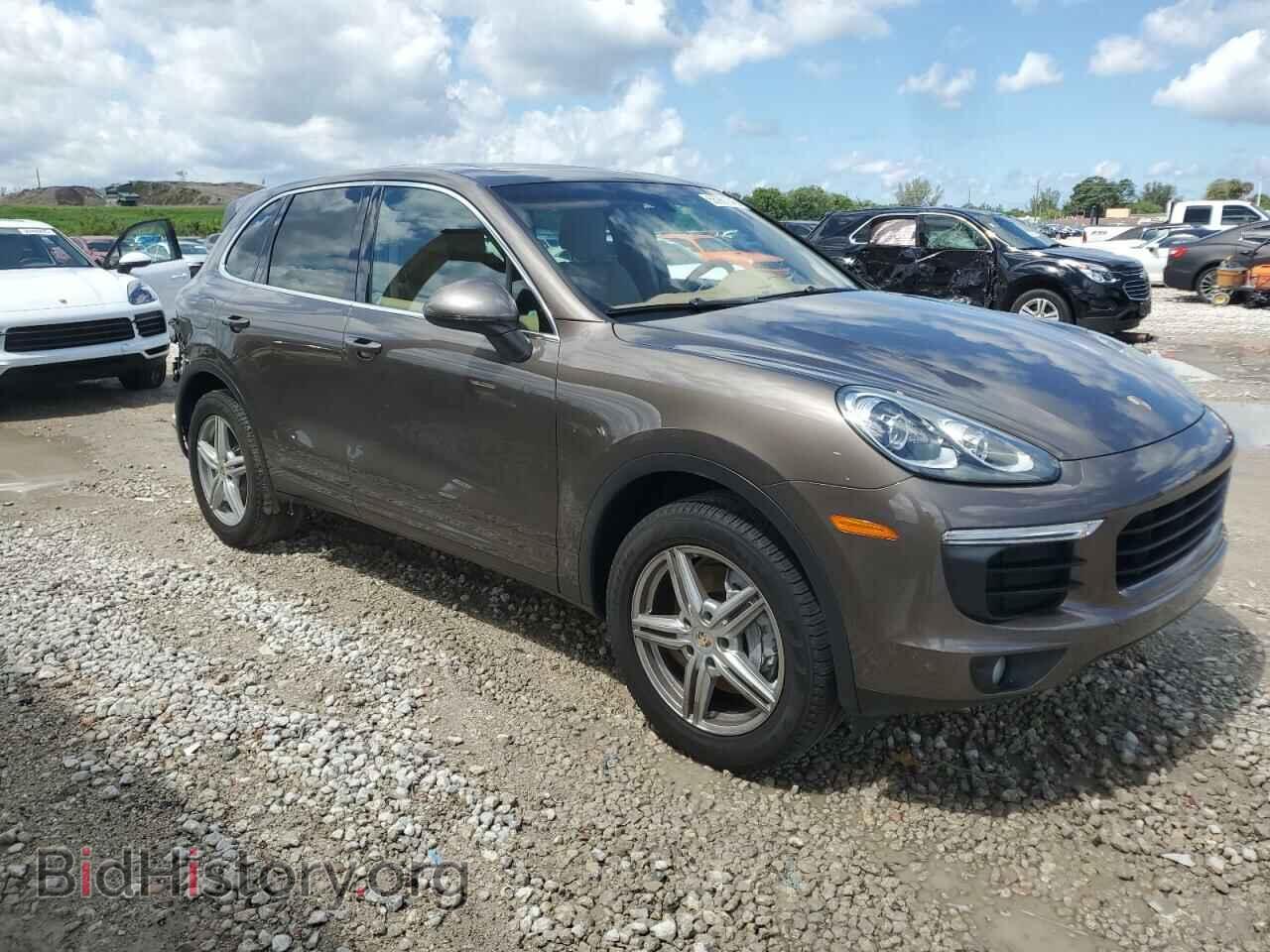 2016 PORSCHE CAYENNE - VIN: WP1AA2A22GKA11334 - Photo 4