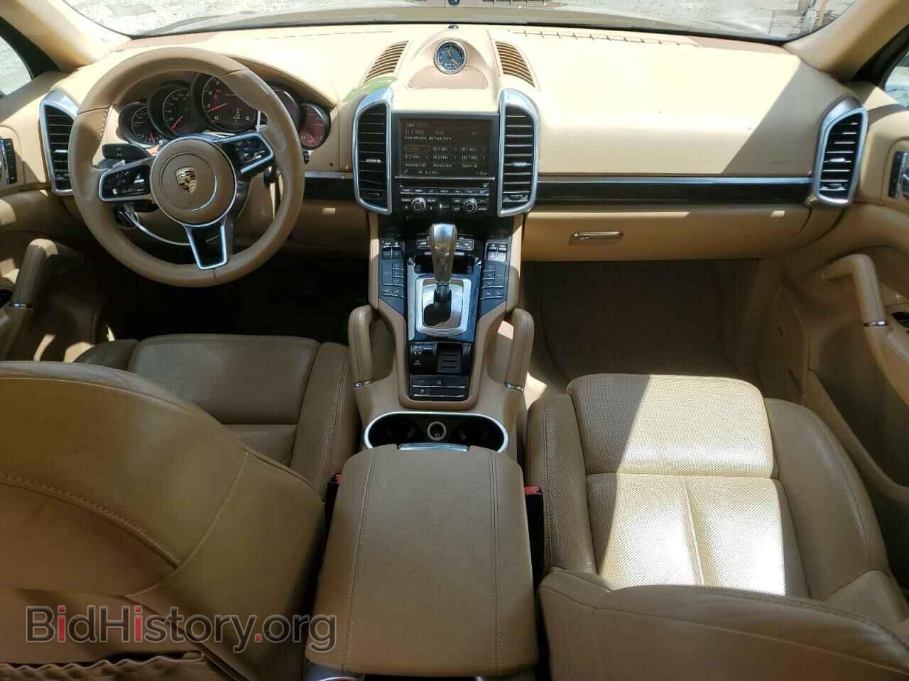 2016 PORSCHE CAYENNE - VIN: WP1AA2A22GKA11334 - Photo 8