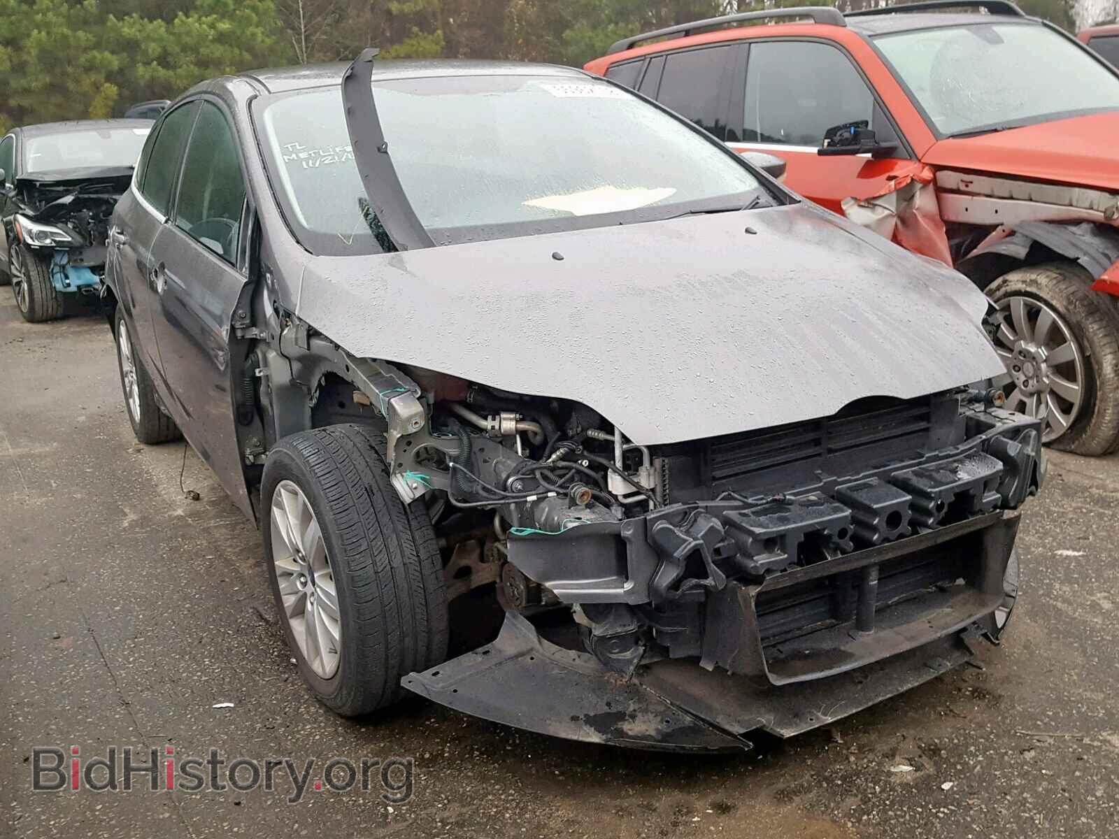 Photo 1FAHP3M22CL334566 - FORD FOCUS 2012