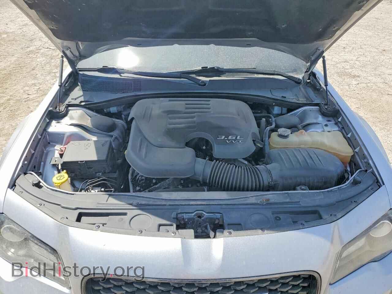 2016 CHRYSLER 300 - VIN: 2C3CCAGG1GH283080 - Photo 11