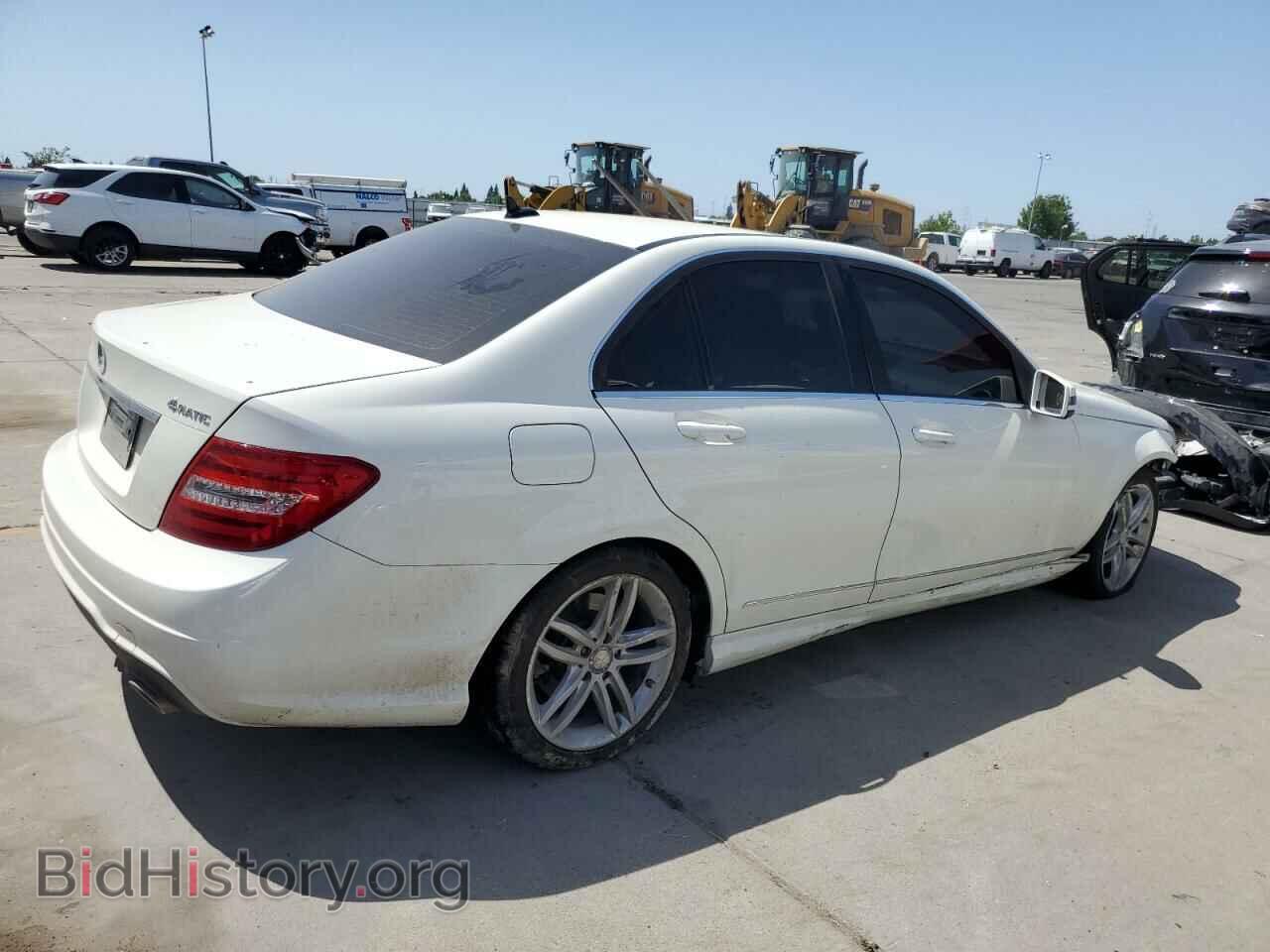 2012 MERCEDES-BENZ C-CLASS - VIN: WDDGF8BB1CF914727 - Фото 3
