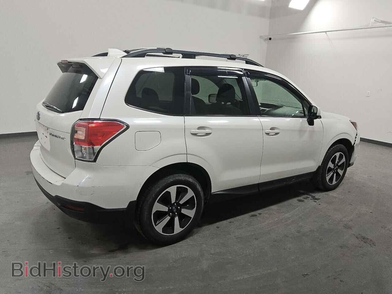 2018 SUBARU FORESTER - VIN: JF2SJAEC9JH432525 - Фото 3