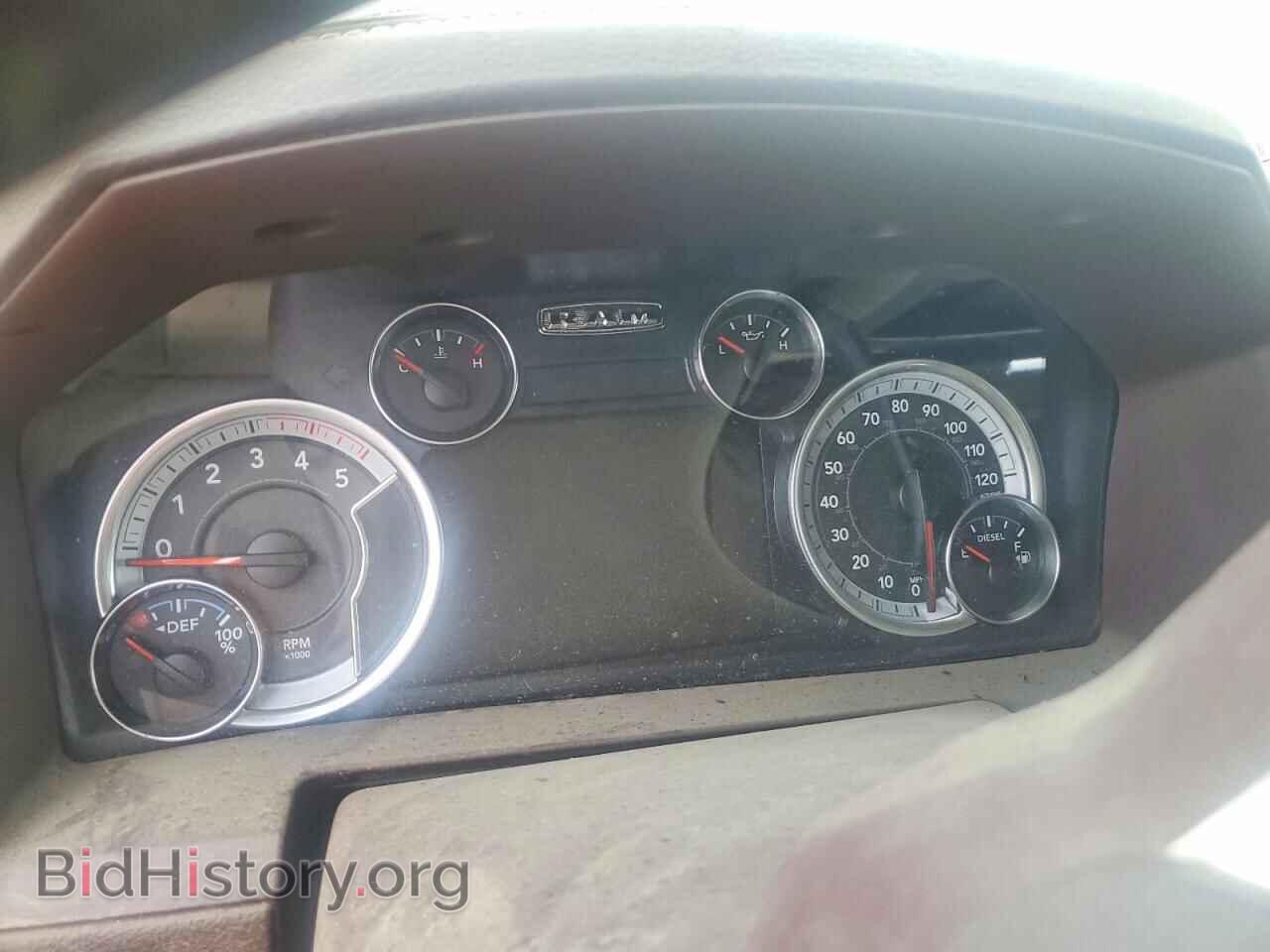 2018 RAM 2500 - VIN: 3C6UR5NLXJG259252 - Photo 9