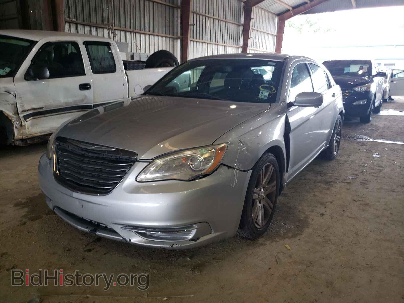 2012 CHRYSLER 200 - VIN: 1C3CCBBG7CN197786 - Фото 2