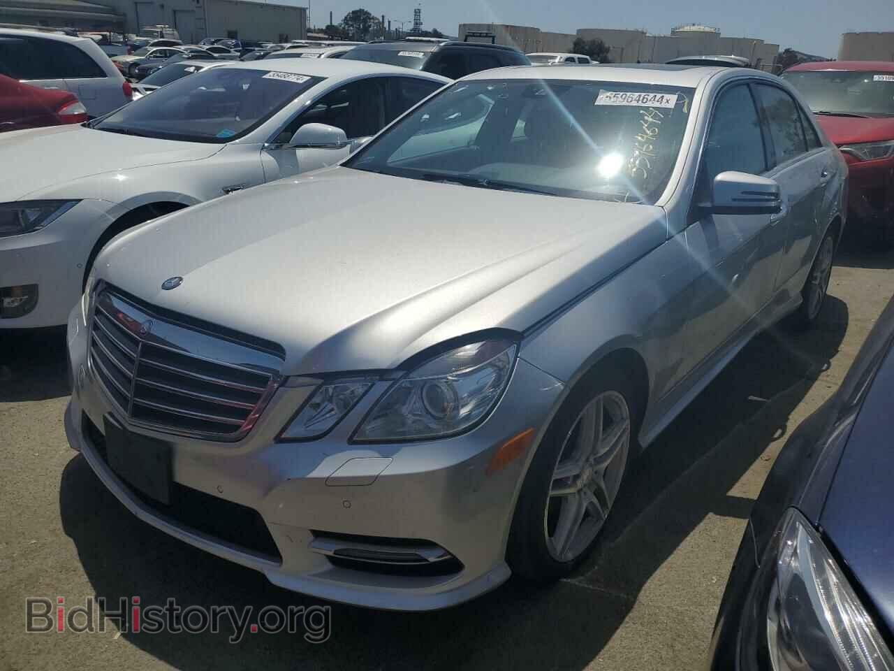 Photo WDDHF5KB4DA770902 - MERCEDES-BENZ E-CLASS 2013