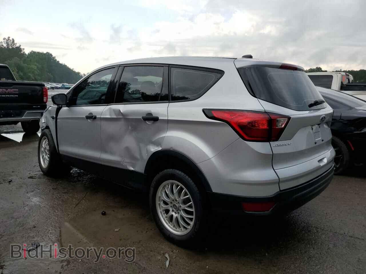 2019 FORD ESCAPE - VIN: 1FMCU0F70KUC51971 - Фото 2