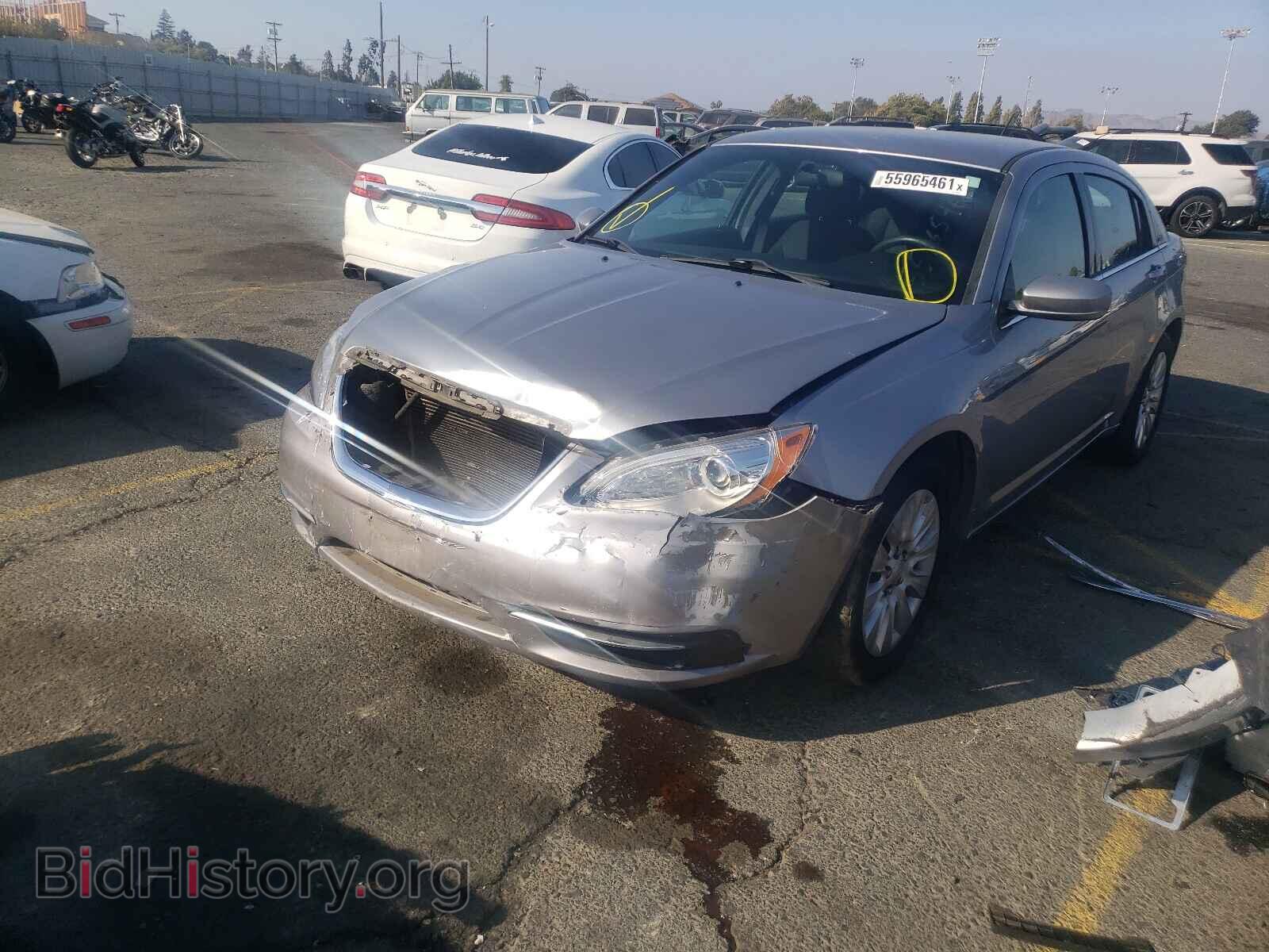 2014 CHRYSLER 200 - VIN: 1C3CCBABXEN195099 - Фото 2