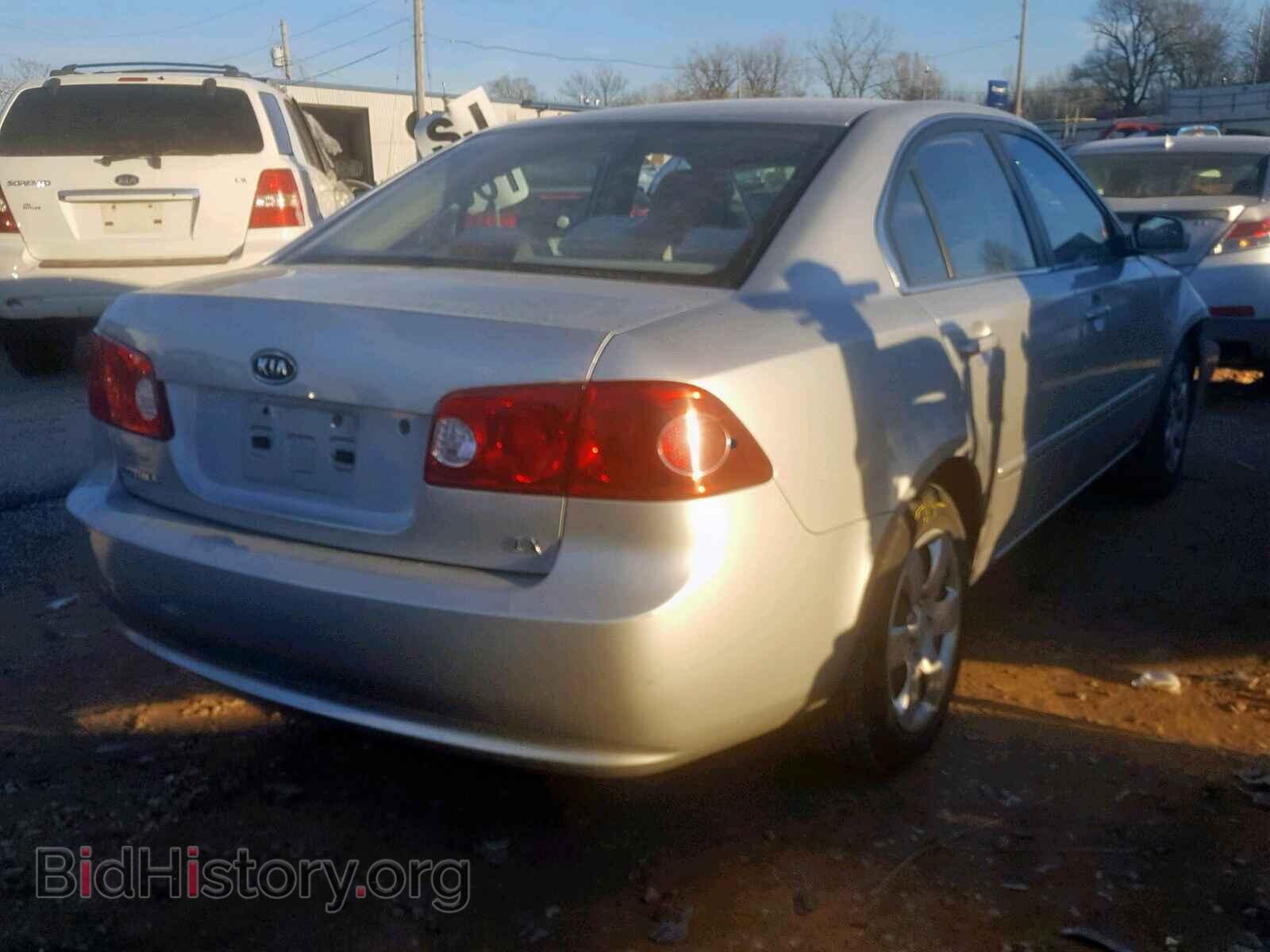 2008 KIA OPTIMA - VIN: KNAGE123885228305 - Фото 4