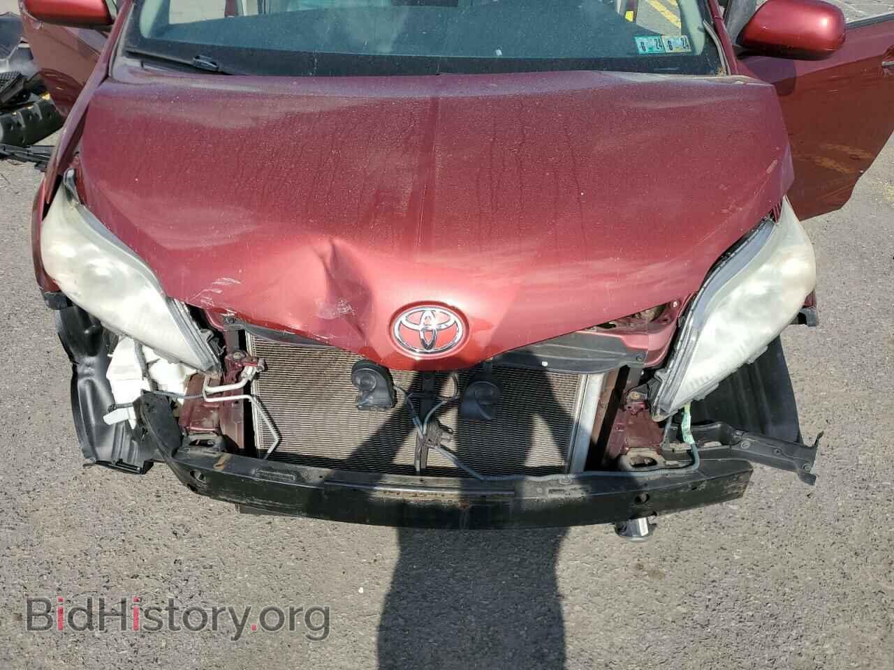 2011 TOYOTA All Models - VIN: 5TDYK3DC6BS046256 - Фото 12