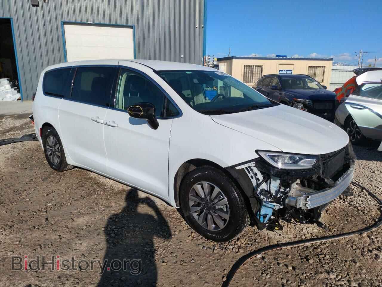 2024 CHRYSLER PACIFICA - VIN: 2C4RC1S78RR123711 - Photo 4