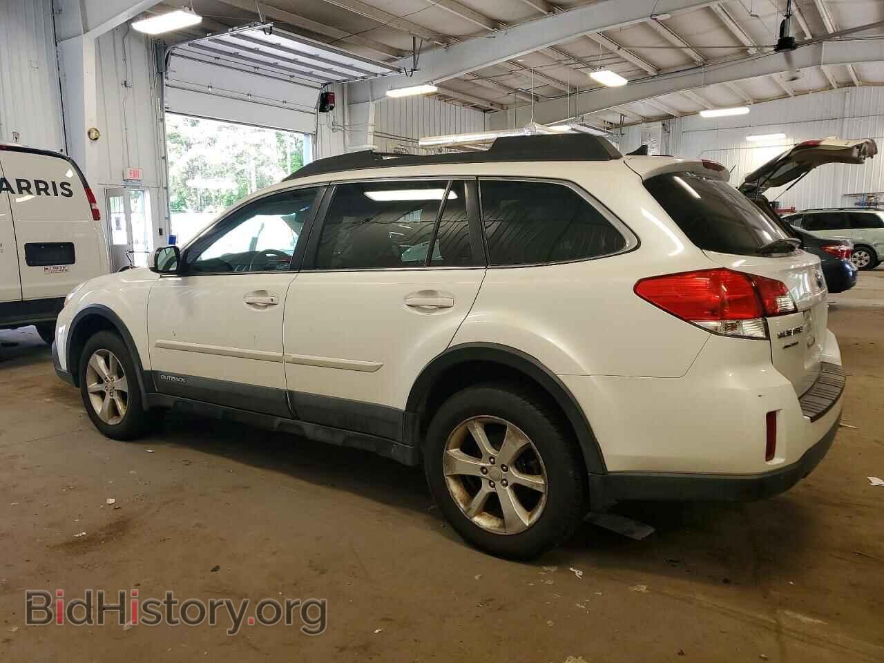 2014 SUBARU OUTBACK - VIN: 4S4BRBDC2E3317150 - Фото 2