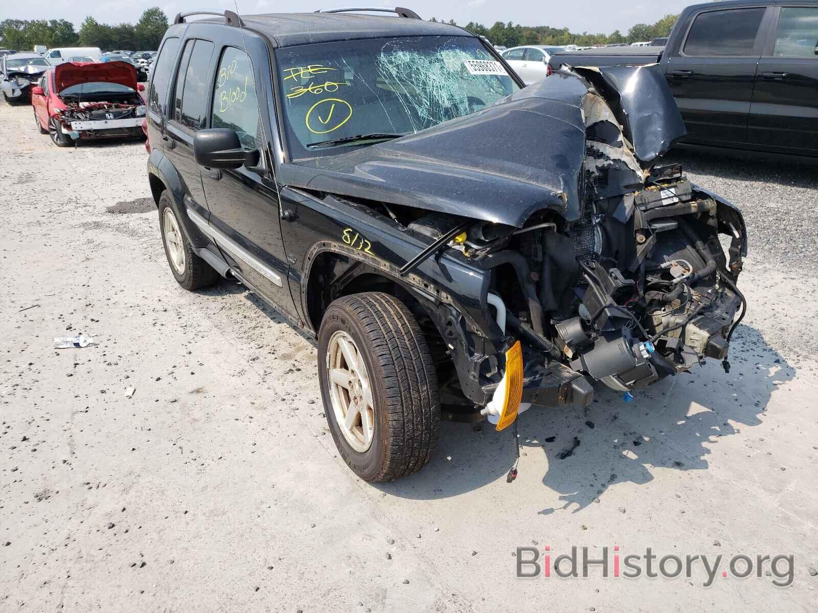 Photo 1J8GL58KX6W294207 - JEEP LIBERTY 2006