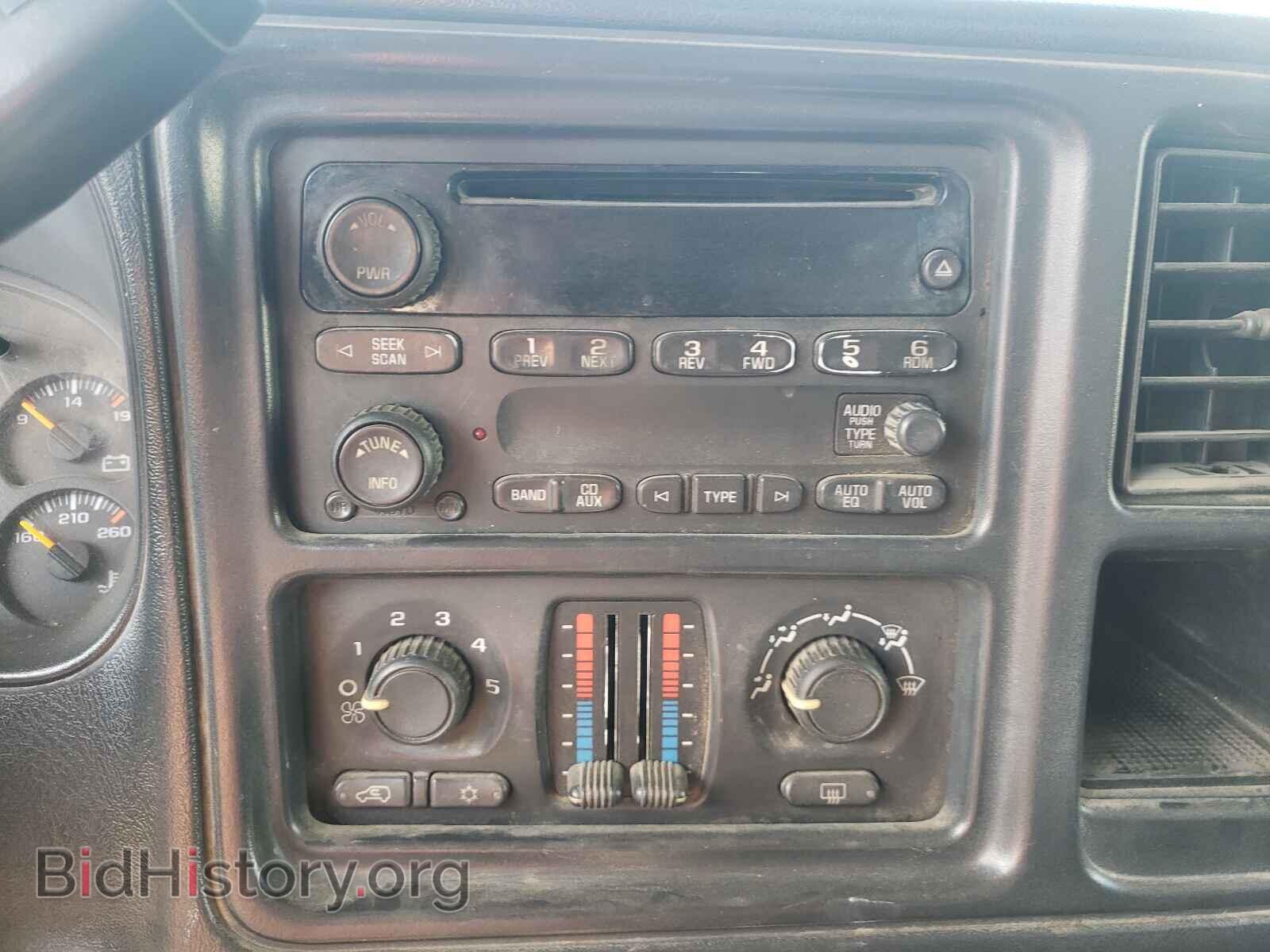 2006 CHEVROLET SILVERADO - VIN: 1GCHC23216F105476 - Фото 9