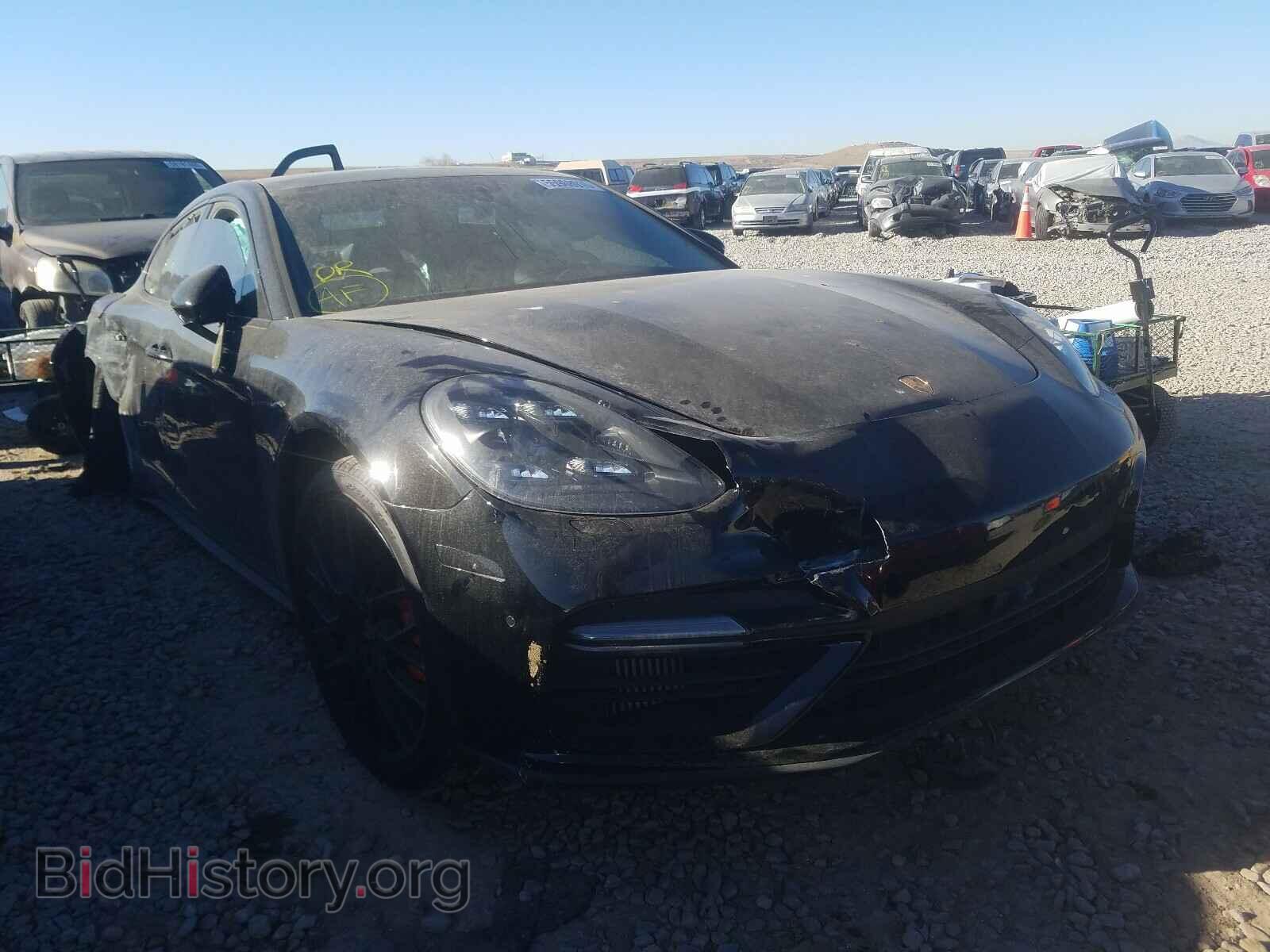 Фотография WP0AF2A74HL153081 - PORSCHE PANAMERA 2017