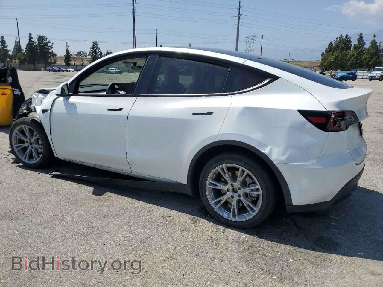 2023 TESLA MODEL Y - VIN: 7SAYGDEE2PF620826 - Фото 2