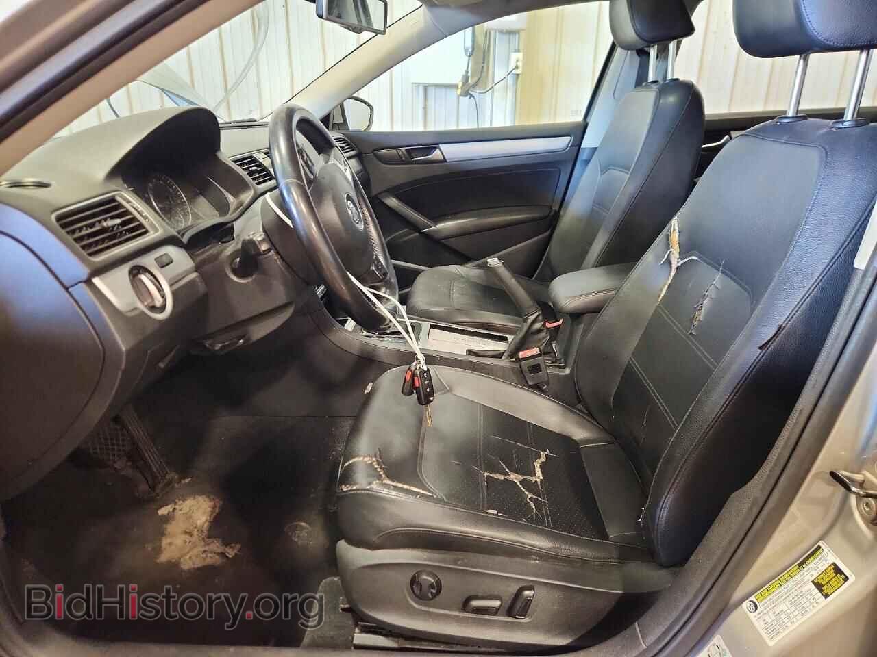 2012 VOLKSWAGEN PASSAT - VIN: 1VWBP7A33CC014125 - Фото 7