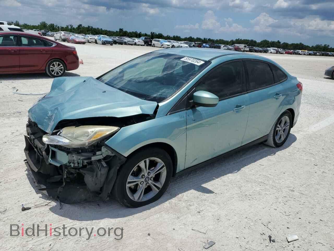 Photo 1FAHP3F26CL271727 - FORD FOCUS 2012