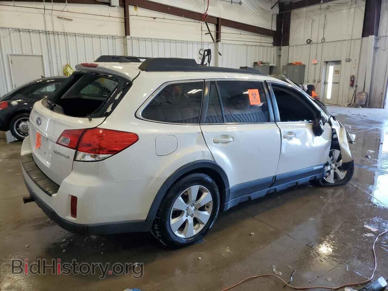 2011 SUBARU OUTBACK - VIN: 4S4BRCKC6B3323344 - Фото 3