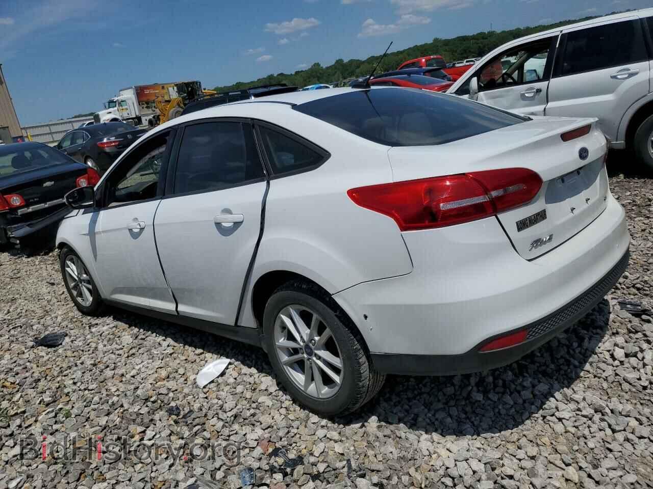 2017 FORD FOCUS - VIN: 1FADP3F22HL314126 - Фото 2