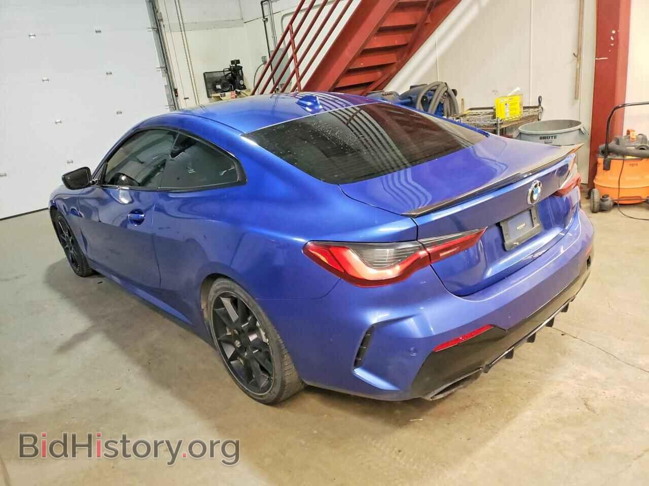 2021 BMW M4 - VIN: WBA13AR03MCG06661 - Photo 2