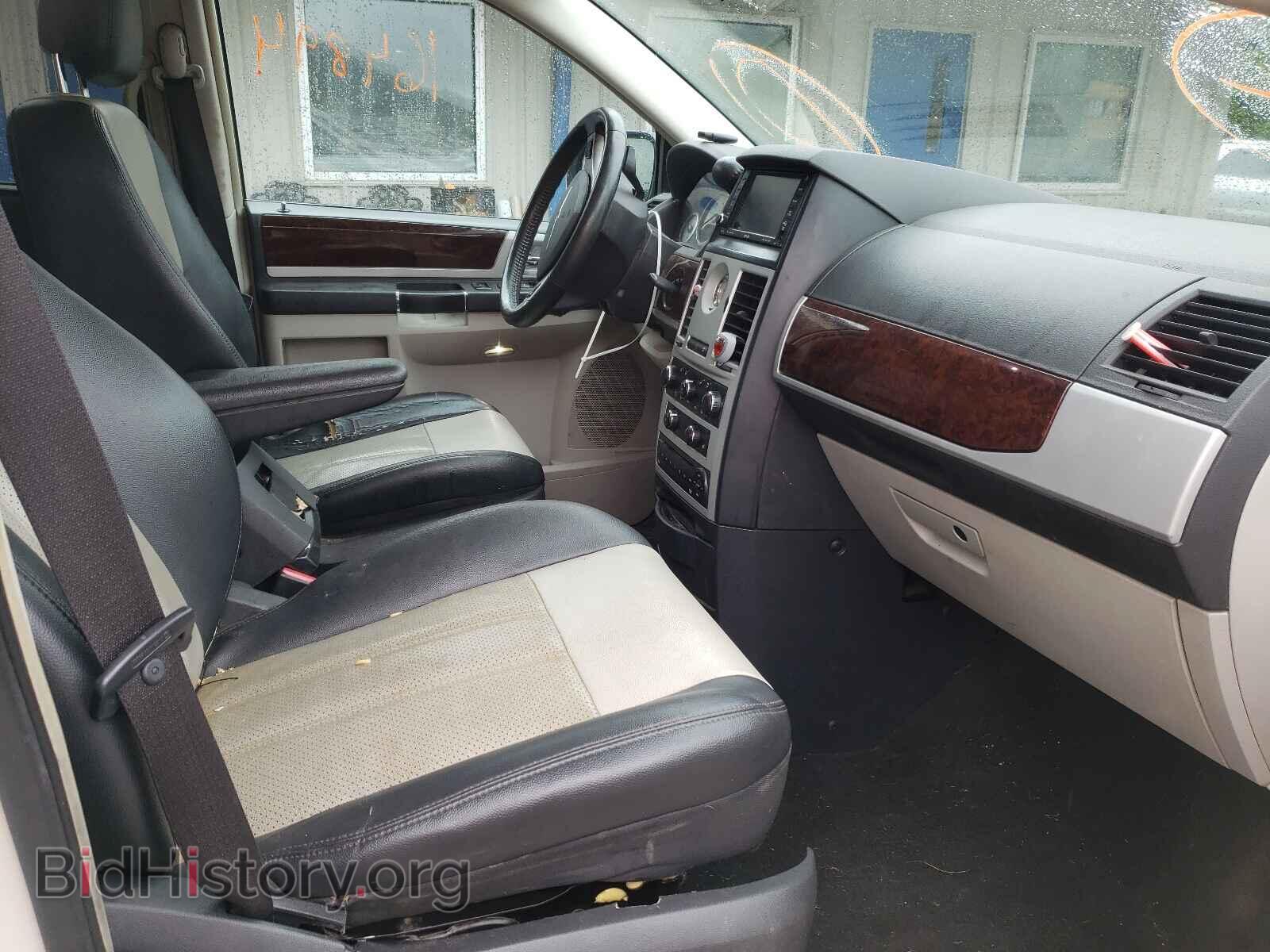 2010 CHRYSLER MINIVAN - VIN: 2A4RR8D11AR380899 - Фото 5
