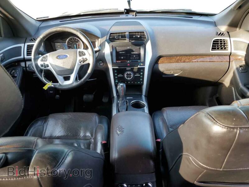 2011 Ford EXPLORER (VIN 1FMHK7F80BGA79355) — photo 8 of 12