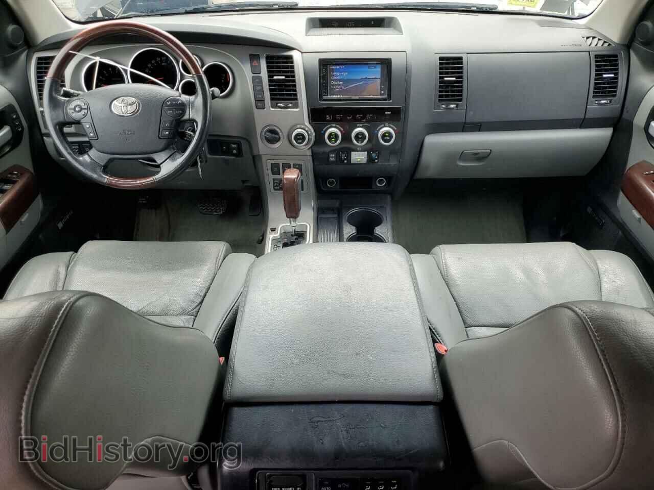 2011 TOYOTA SEQUOIA - VIN: 5TDDW5G18BS044422 - Фото 8