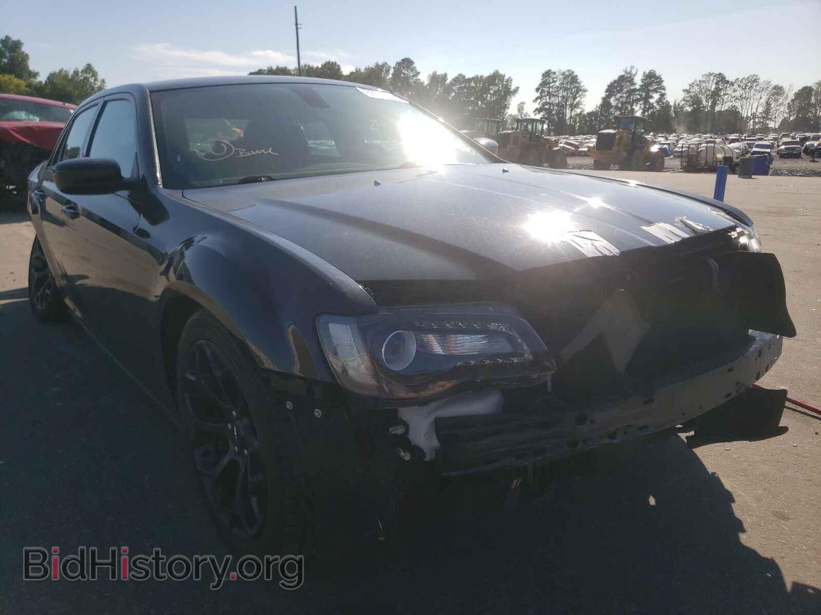 Фотография 2C3CCABG1KH516696 - CHRYSLER 300 2019