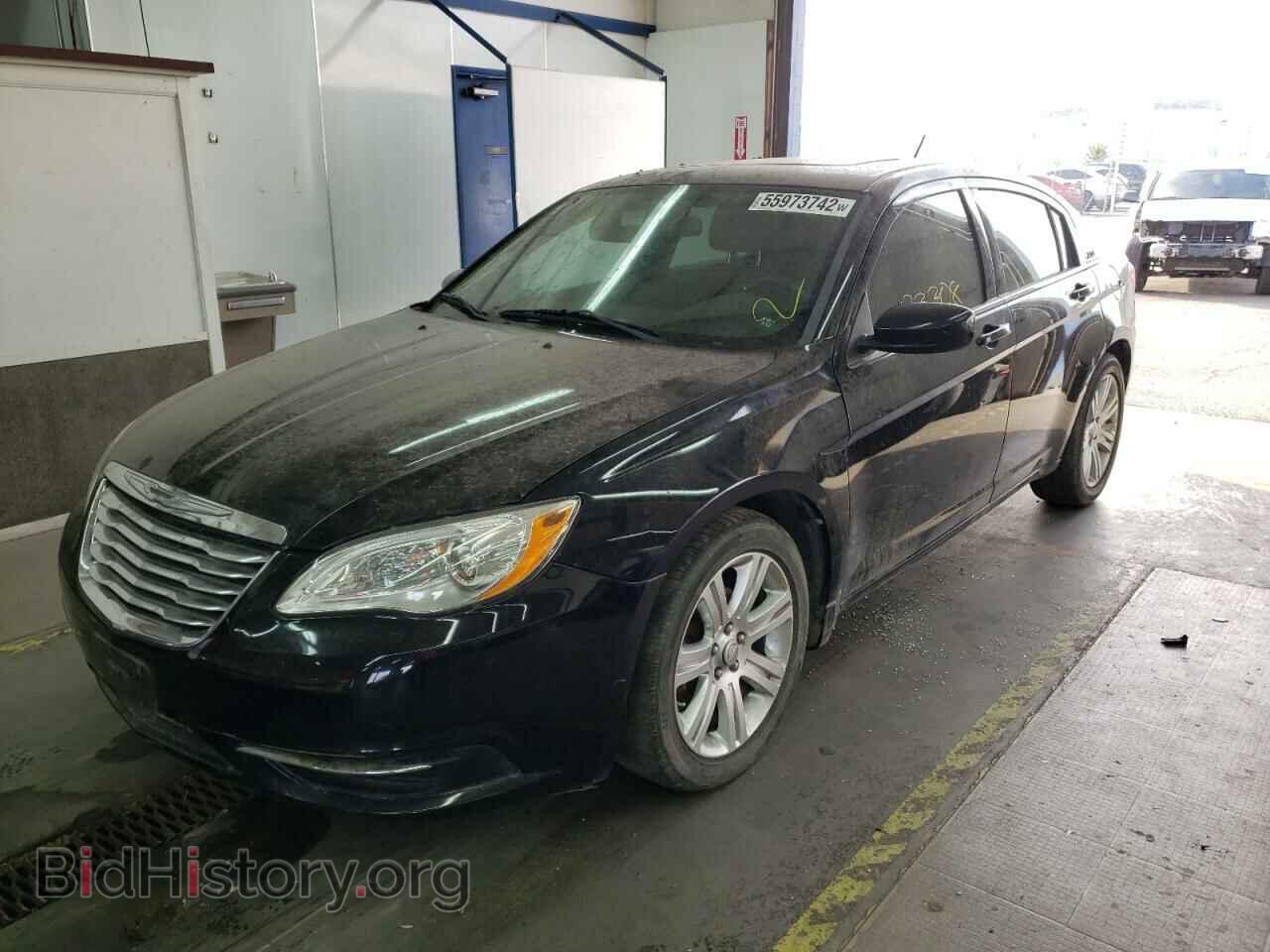 2011 CHRYSLER 200 - VIN: 1C3BC1FB1BN615147 - Фото 2