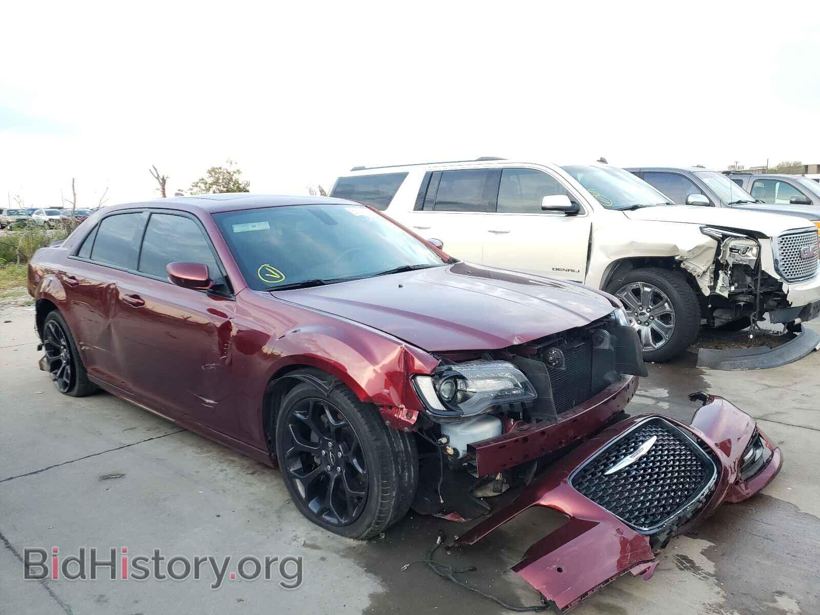 2019 CHRYSLER 300 - VIN: 2C3CCABT8KH622995 - Фото 9