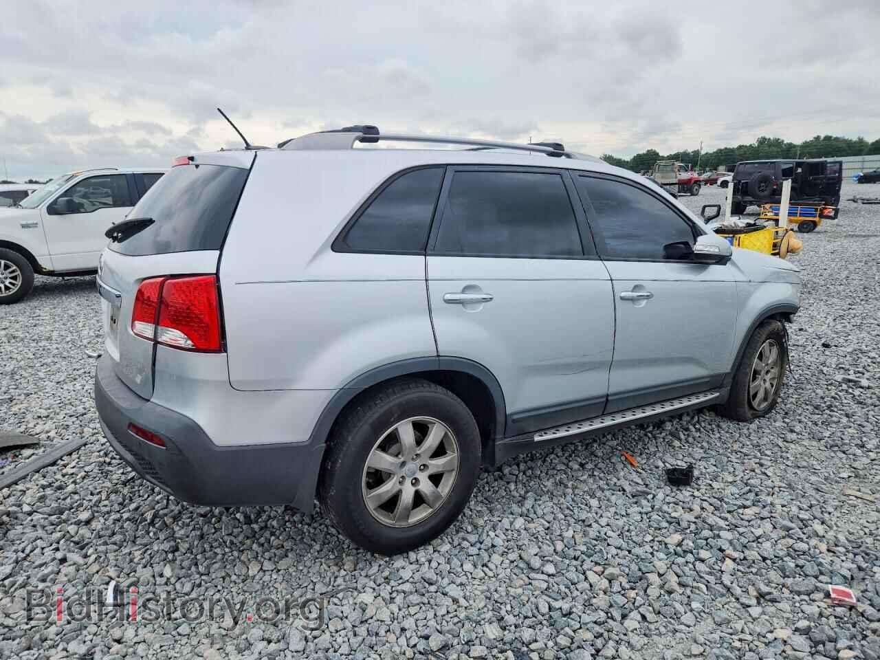 2012 KIA SORENTO - VIN: 5XYKT3A61CG255307 - Фото 3