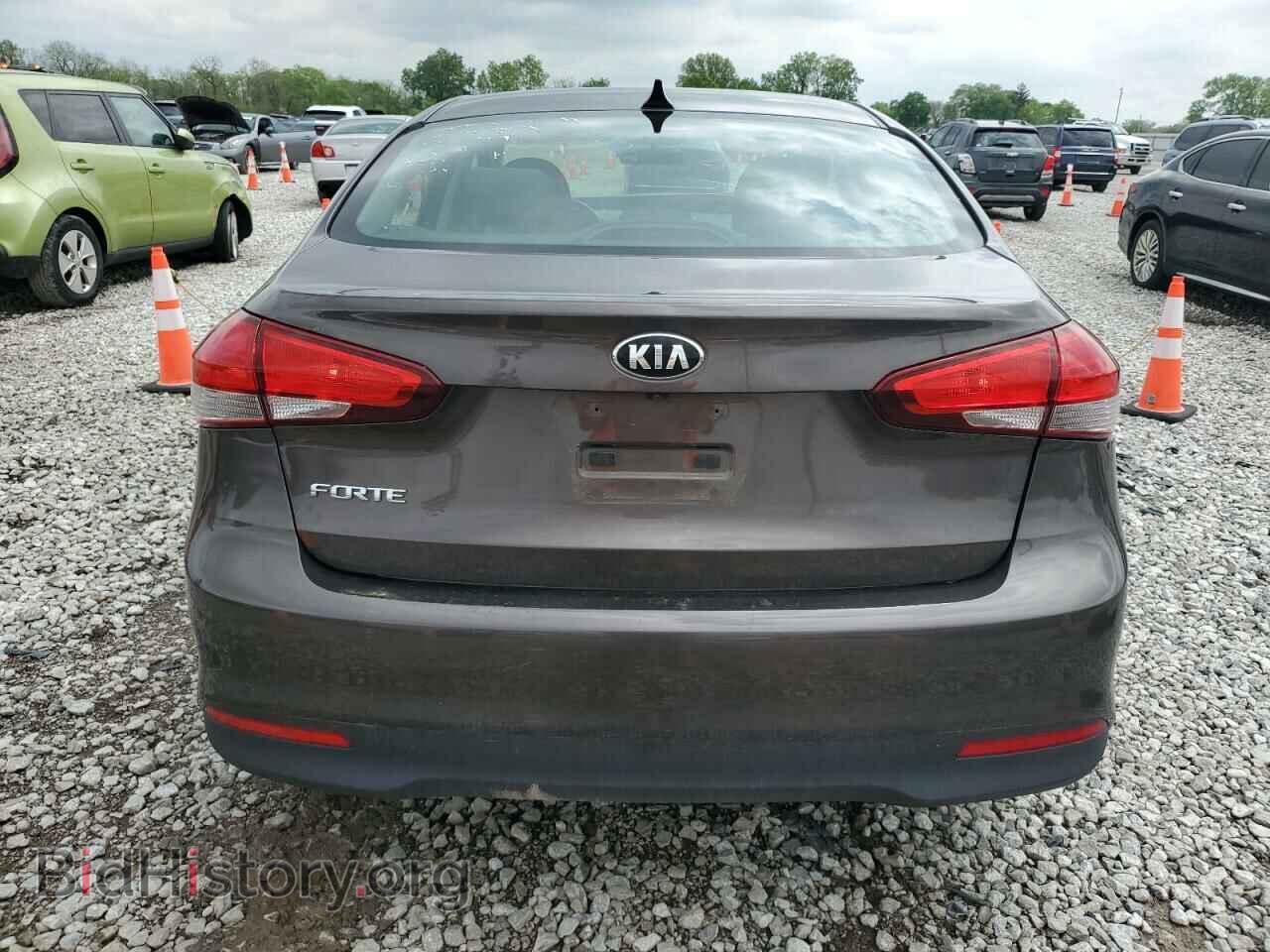 2017 KIA FORTE - VIN: 3KPFL4A7XHE140306 - Фото 6