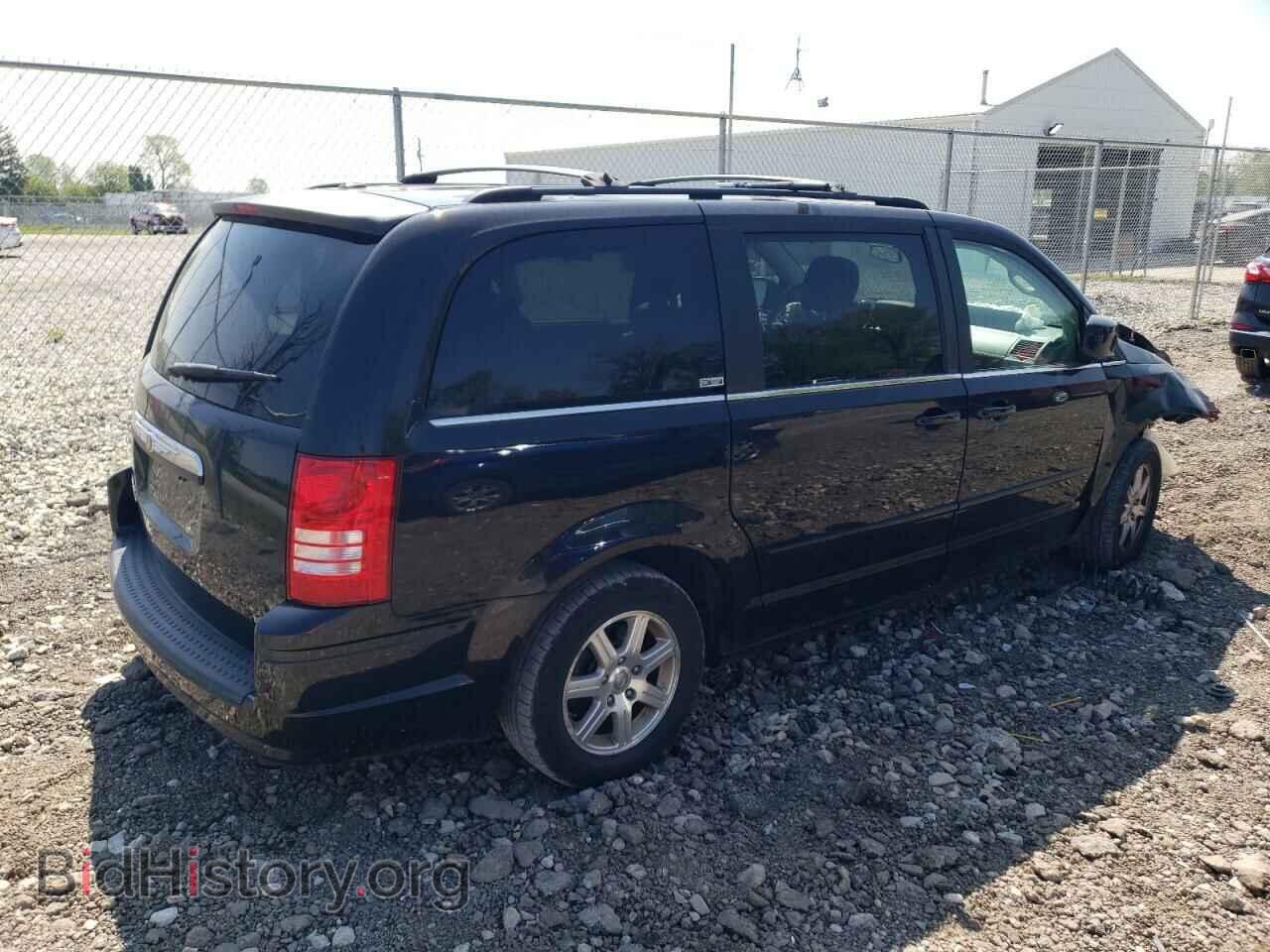 2008 CHRYSLER MINIVAN - VIN: 2A8HR54PX8R621530 - Фото 3