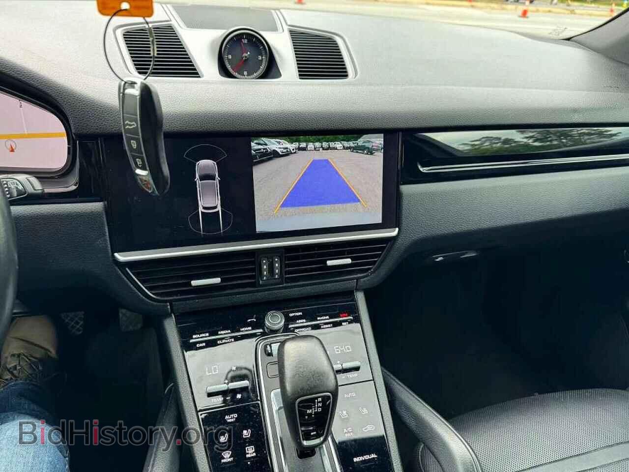 2020 PORSCHE CAYENNE - VIN: WP1AA2AY3LDA03214 - Photo 10