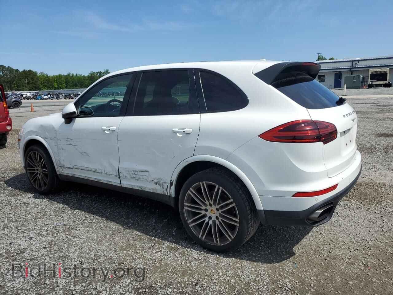 2017 PORSCHE CAYENNE - VIN: WP1AA2A20HKA88141 - Фото 2