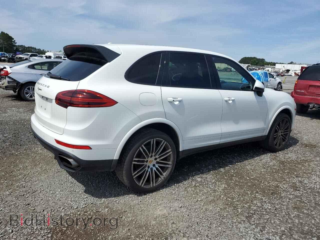 2017 PORSCHE CAYENNE - VIN: WP1AA2A20HKA88141 - Фото 3