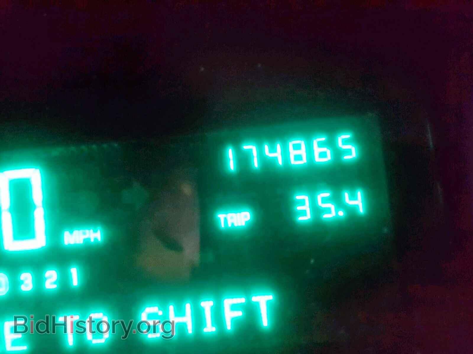 1998 CADILLAC DEVILLE - VIN: 1G6KD54YXWU771385 - Фото 8