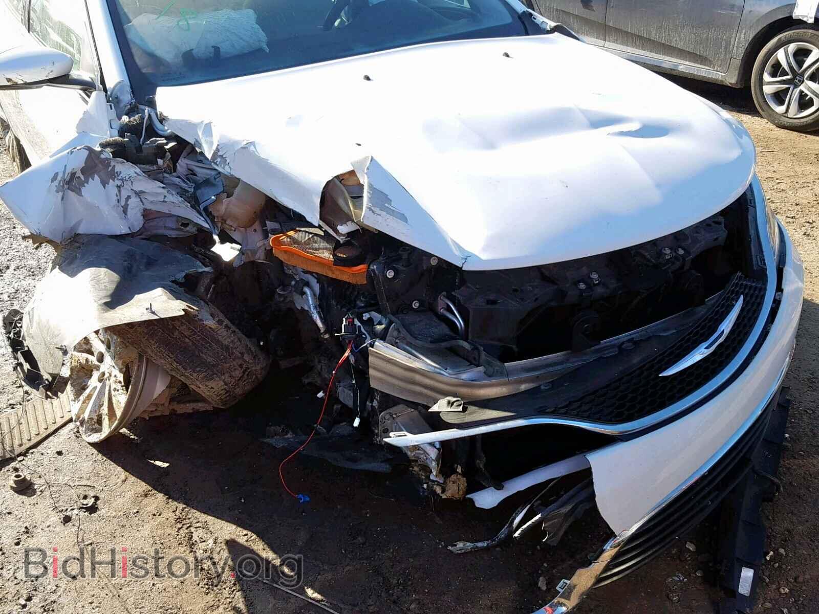 2015 CHRYSLER 200 - VIN: 1C3CCCAB9FN557589 - Photo 9