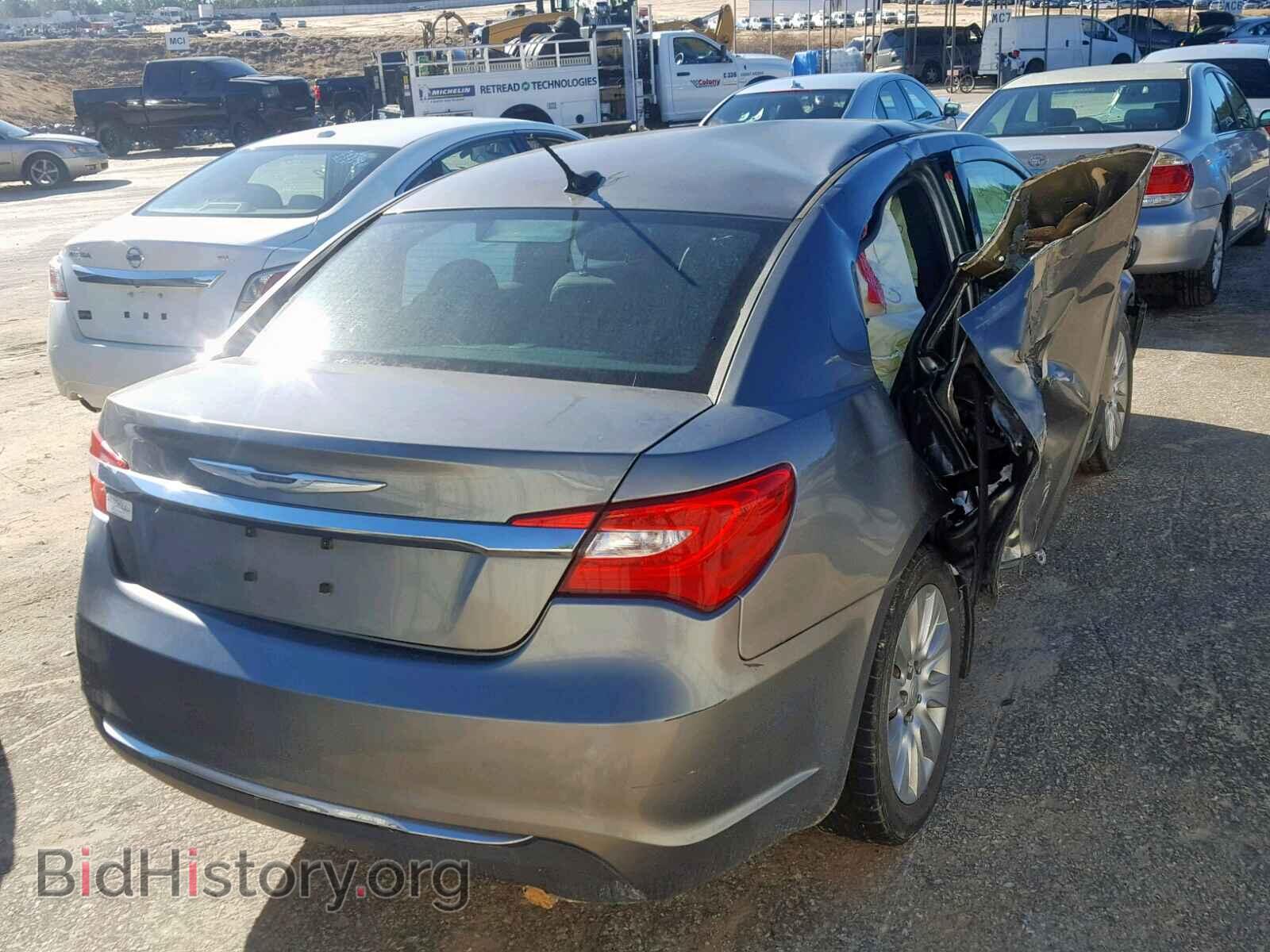 2012 CHRYSLER 200 - VIN: 1C3CCBABXCN271692 - Фото 4
