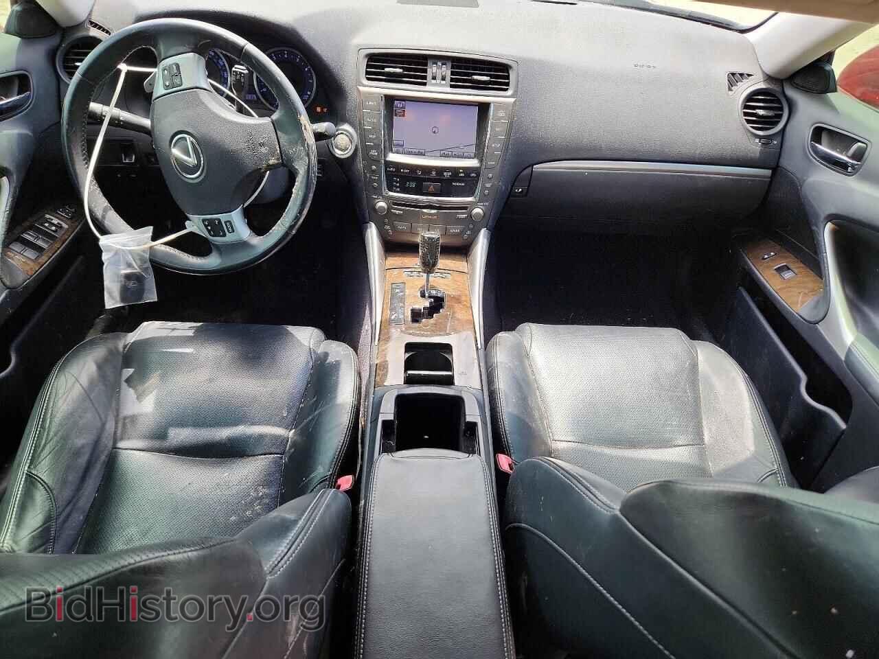 2011 LEXUS IS - VIN: JTHBF5C22B5138757 - Photo 8