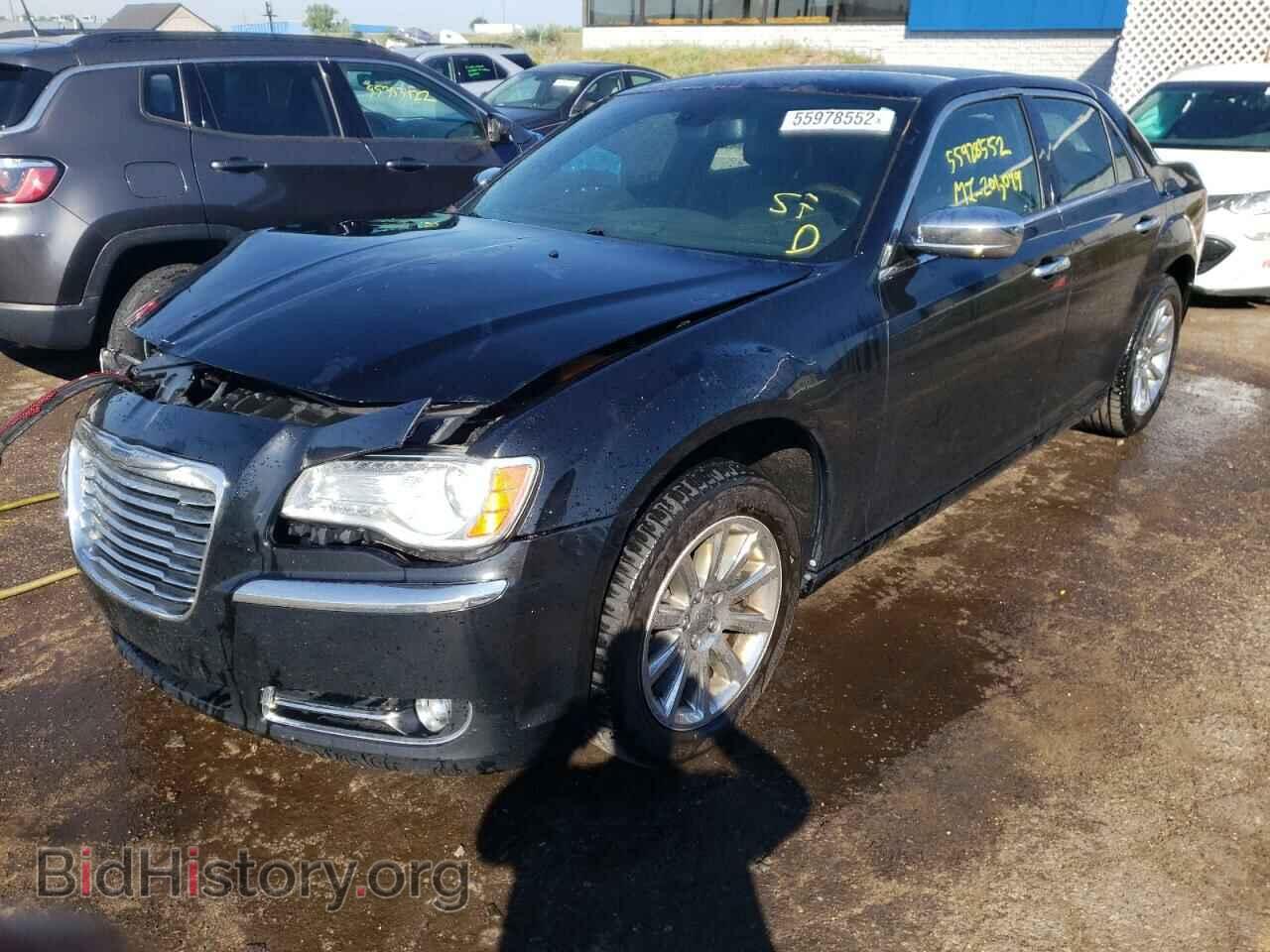 2011 CHRYSLER 300 - VIN: 2C3CA6CT7BH598531 - Фото 2