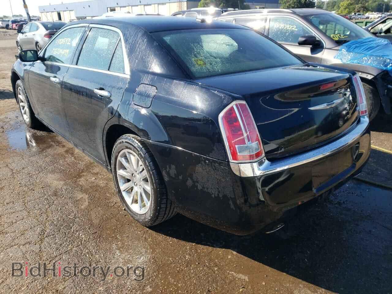 2011 CHRYSLER 300 - VIN: 2C3CA6CT7BH598531 - Фото 3