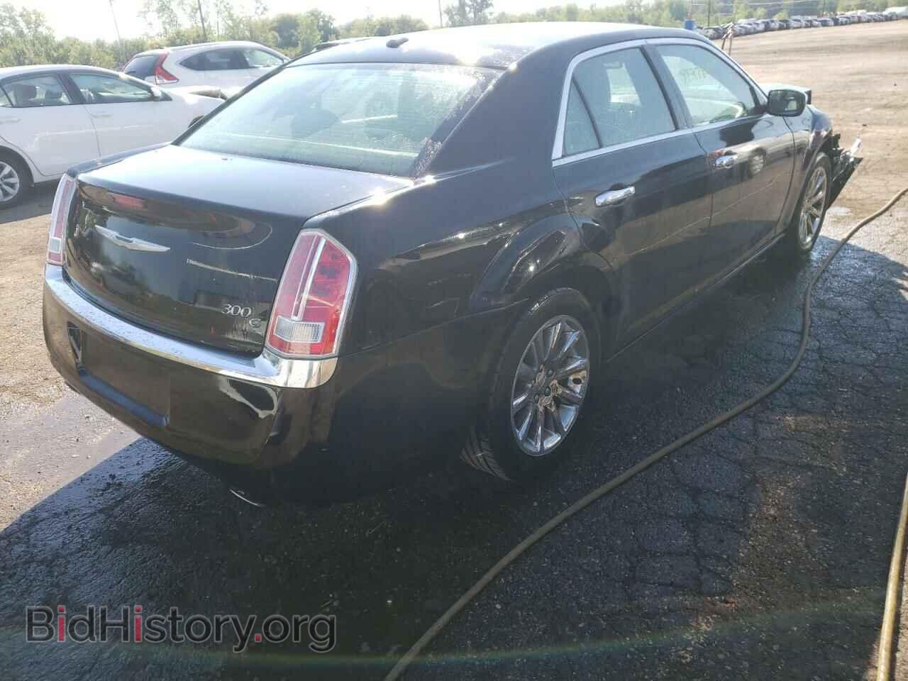 2011 CHRYSLER 300 - VIN: 2C3CA6CT7BH598531 - Фото 4